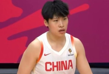 失望！3场比赛仅得2分，球迷：世界杯别带她了，将名额给刘禹彤吧